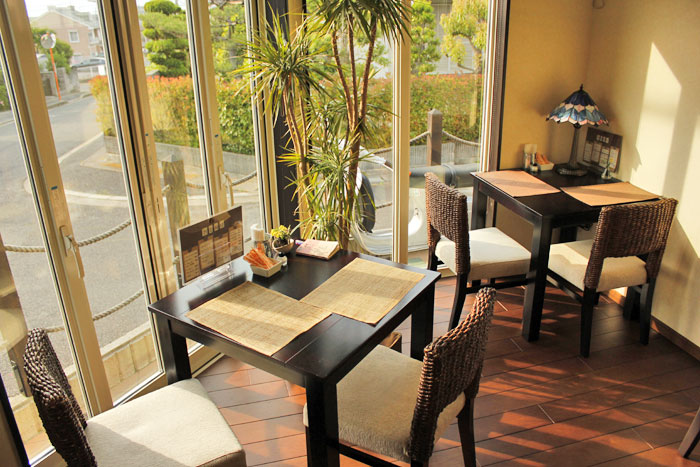 お２人席は３セット