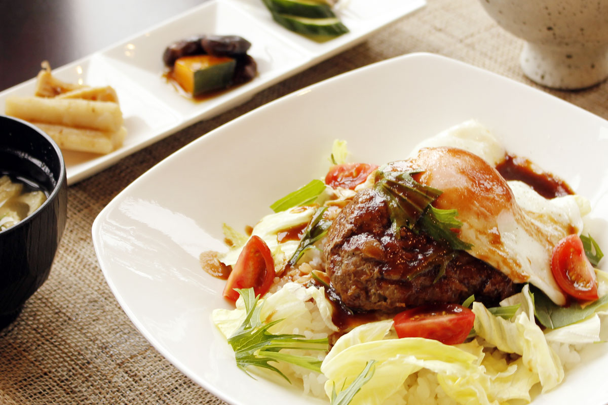 この日の日替わりランチはロコモコ